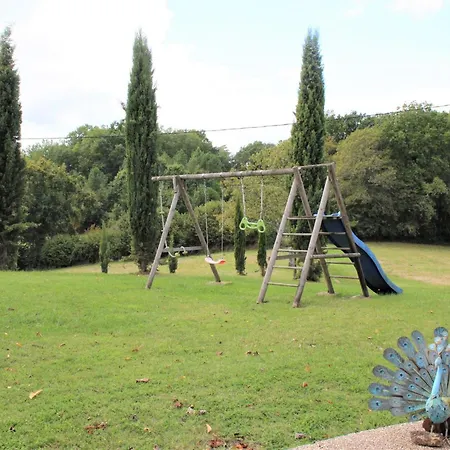 Holiday home Maison 2 Avec Jardin, Animaux Acceptes, Parking, Wifi A - Fr-1-616-106 Mazeyrolles