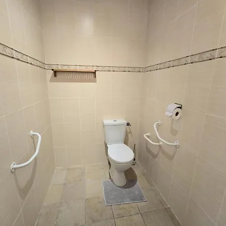 Дом отдыха Maison 2 Avec Jardin, Animaux Acceptes, Parking, Wifi A - Fr-1-616-106 *